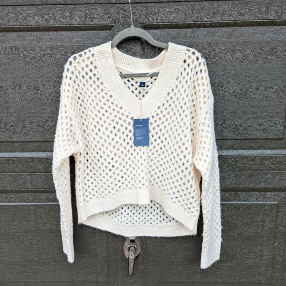 NWT Universal Threads Womens Drop Shoulder Hollow Out Pullover Sweater - Picture 3 of 5